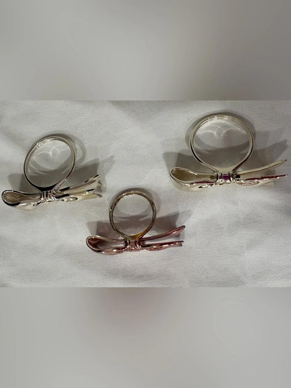 3 pc Bow Metal Napkin Rings Glossy Silver & Pink Solid